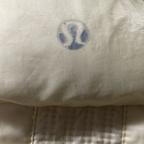 LULULEMON CREAM/BROWN VEST - Picture 5 of 5